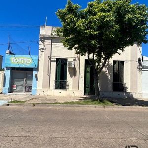 Venta Casa 3 Dormitorios En Centro De Artigas.