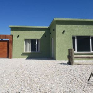Casa 3 Dormitorios En Venta En Parque Burnett