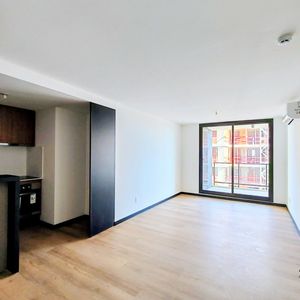 Apartamento En Venta De 2 Dormitorios, Con Terraza En Barra De Carrasco