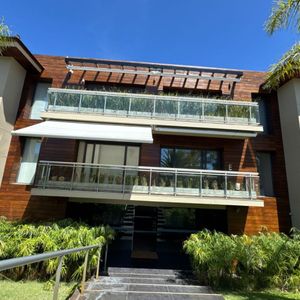 Apartamento En Venta De 3 Dormitorios C/ Cochera En Carrasco