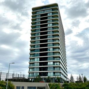 Apartamento En Venta De 4 Dormitorios C/ Cochera En Aeropuerto Internacional De Carrasco