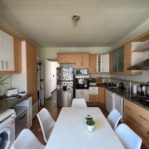 Venta Apartamento 3 Dormitorios En Aguada Con Terraza Y Parrillero