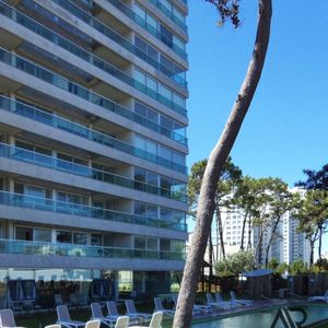 Venta Apartamento 2 Dormitorios Gala Vista, Av. Roosevelt