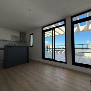 Apartamento En Venta De 2 Dormitorios En Centro