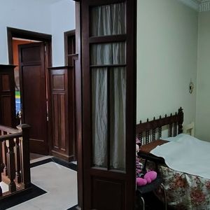 Venta Casa De 4 Dormitorios Con Cochera, Altillo Y Azotea En La Blanqueada