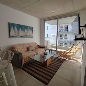 Apartamento En Venta De 2 Dormitorios C/ Cochera En Jaurena