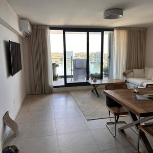 Apartamento En Alquiler De 2 Dormitorios En Aeropuerto Internacional De Carrasco