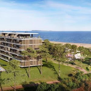 Apartamento En Venta 3 Dormitorios 3 Baños En La Playa Mansa, Inversión