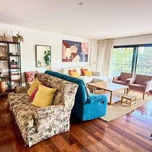 Apartamento En Alquiler C/ Cochera En Punta Carretas