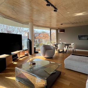 Apartamento En Alquiler C/ Cochera En Malvin