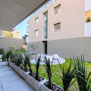Venta De Moderno Apartamento De 1 Dormitorio, Con Terraza En La Blanqueada.