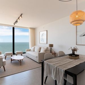 Apartamento En Venta C/ Cochera En Nuevo Cantegril