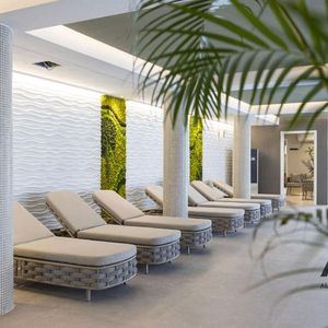 Apartamento En Alquiler De Un Dormitorio Con Jardin En Barrio San Nicolas