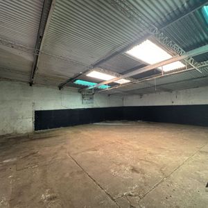 Galpón En Alquiler De 245m2 Ubicado En Lezica