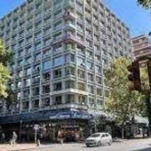 Venta Oficina Doble Torre Libertad 18 De Julio, Centro