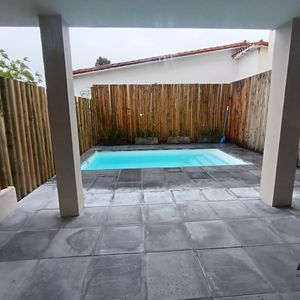 Apartamento En Venta C/ Cochera En Piriápolis