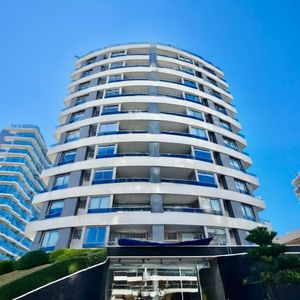Apartamento En Venta C/ Cochera En Playa Brava