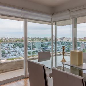 Apartamento En Venta C/ Cochera En Malvin