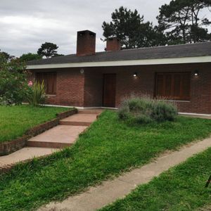 Casa En Venta C/ Cochera En Centro