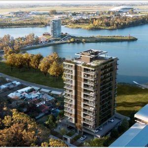 Apartamento En Borneo Sobre Lago Calcagno