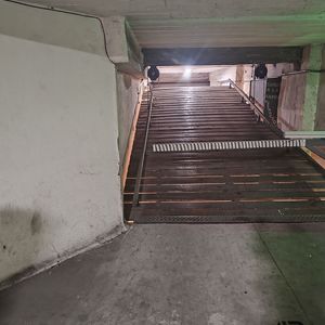 Cochera Cubierta En Venta Ubicada En Centro De Montevideo