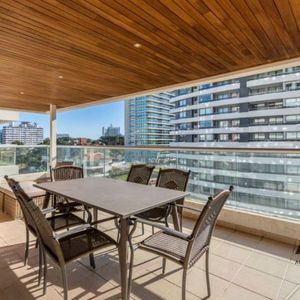 Apartamento En Venta C/ Cochera En Aidy Grill