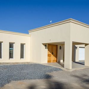 Chacra En Venta Con Casa De 700m2, Ubicado En Las Sierras De Minas.