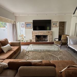 Casa En Venta C/ Cochera En Carrasco
