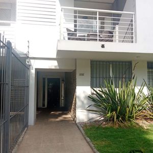Apartamento En Alquiler De 1 Dormitorio En Bella Vista