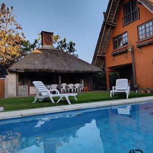 Casa En Venta 3 Dormitorios,  Playa Mansa