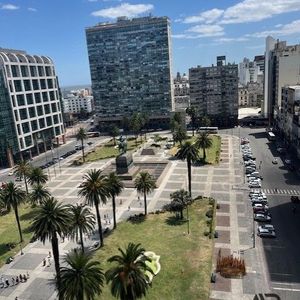 Oficina En Alquiler Ubicado En Centro