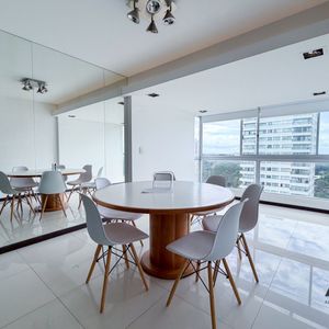 Apartamento En Venta C/ Cochera En Cantegril
