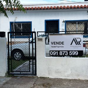 Venta 2 Casas 2 Y 1 Dormitorios Flor De Maroñas, Con Renta