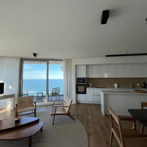 Apartamento En Venta C/ Cochera En Playa Brava