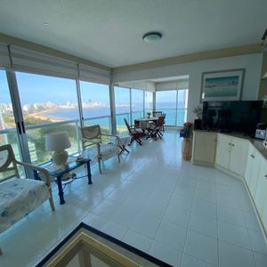 Apartamento En Venta C/ Cochera En Playa Mansa