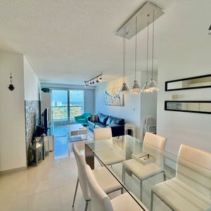 Apartamento En Venta C/ Cochera En Nuevo Cantegril