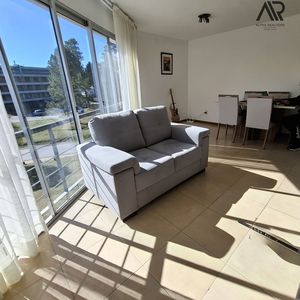 Apartamento 1 Dormitorio Con Cochera