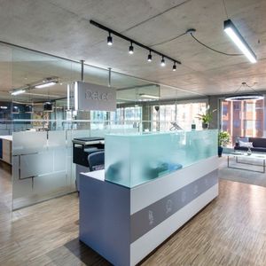 Exclusiva Oficina Corporativa Con Local Comercial En Punta Carretas