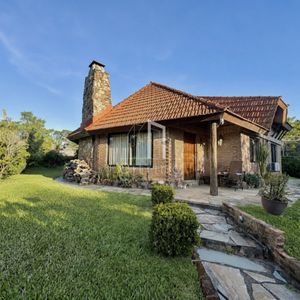 Casa En Venta Y Alquiler Anual En Pinares