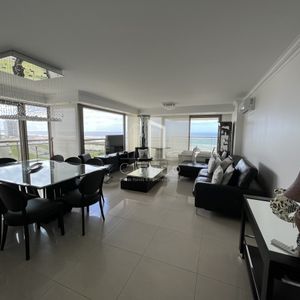 Alquiler Y Venta De Hermosa Planta En Torre Imperiale II, Playa Brava.