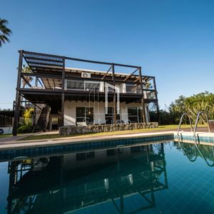 Casa En Venta - Punta Piedras