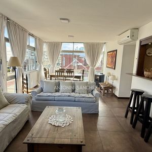 Alquiler De Apartamanto De Temporada O Invernal  De 3 Dormitorios