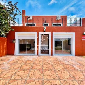 Muy Buen Local Comercial En Manantiales! Consultenos