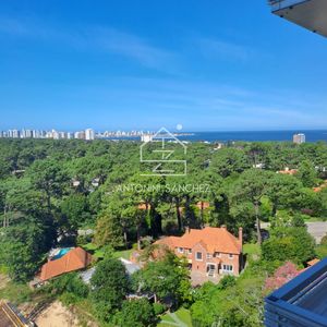 En Venta Apartamento En Roosevelt - Punta Del Este De 1 Dormitorio, Con Excelente Iluminación.