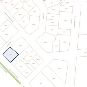 Terreno Frente Al Mar , Se Puede Edificar En Ph 4 Pisos