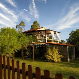Venta Casa De 3 Dormitorios En Bella Vista, Maldonado