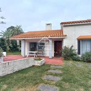Casa De 4 Dormitorios En Venta , Punta Del Este