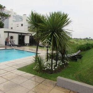 Apartamento 3 Dormitorios Frente Al Mar