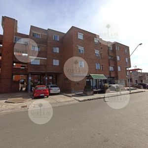 Se Vende Apartamento 3 Dorm Primer Piso En Complejo B25 Centro