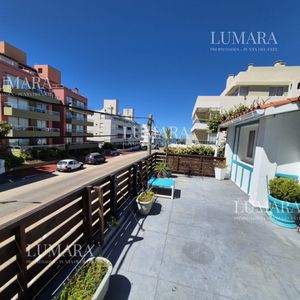 Casa De Dos Dormitorios En Alquiler Anual En Punta Del Este
